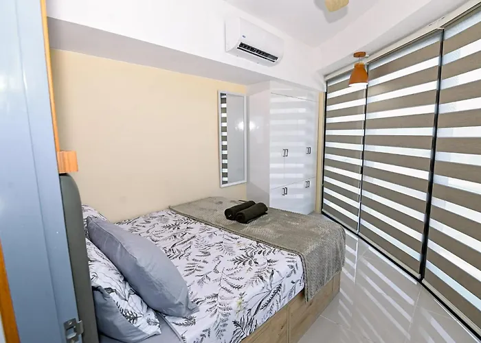 Neil's Cozy Crib In Jtower *