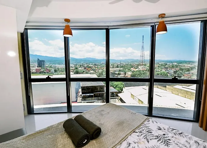 Neil's Cozy Crib In Jtower * Mandaue City